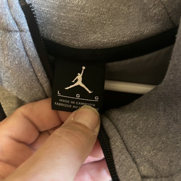 Jordan jumpman sweatshirt. - Picture 5 of 5
